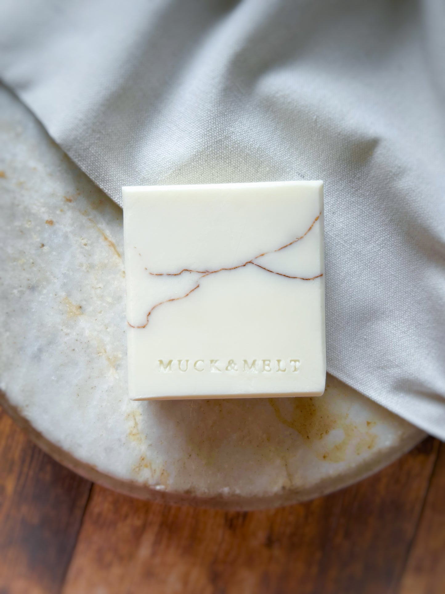 GOLD STRATA marble soap