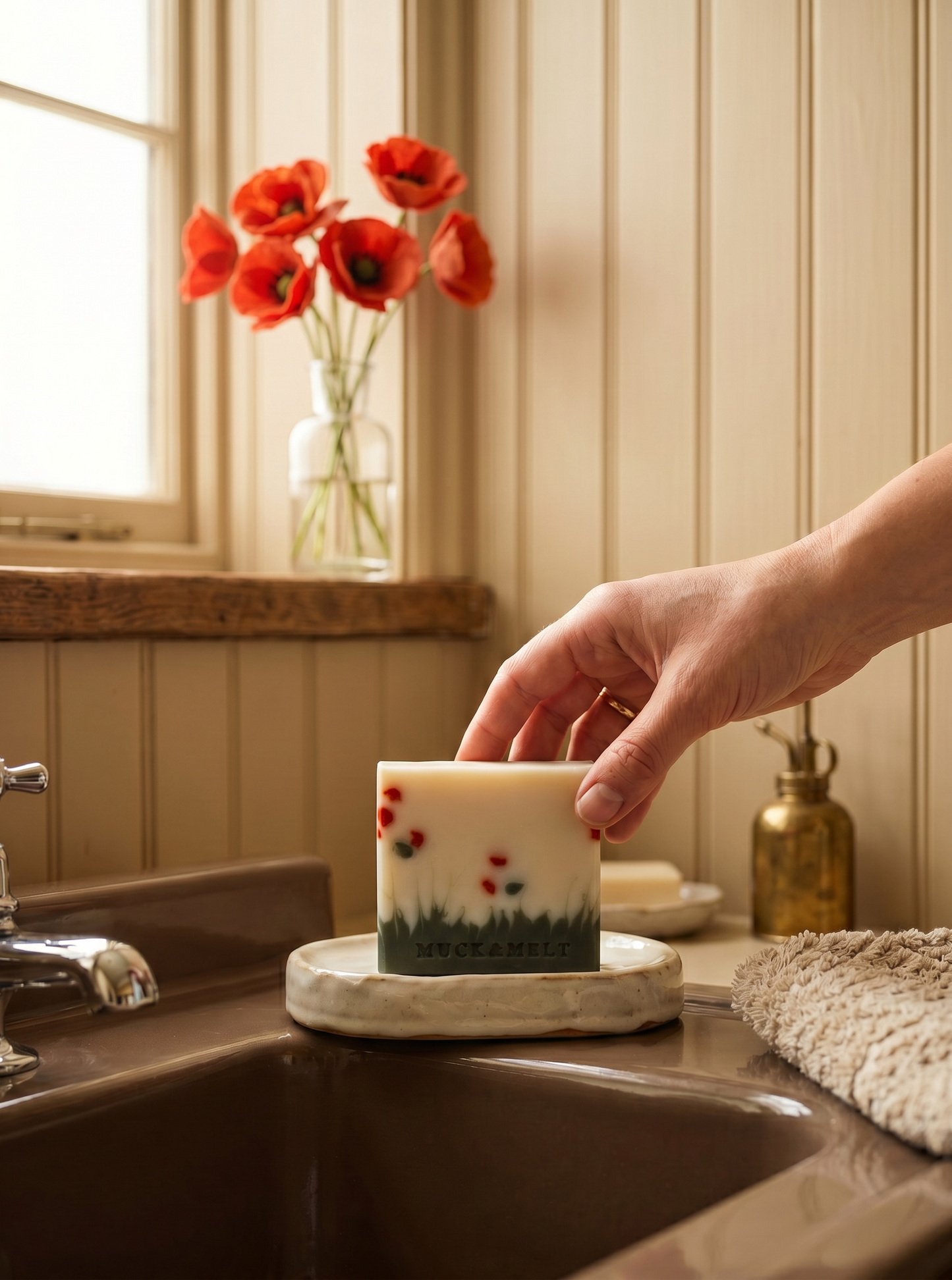 POPPIES Soap - The Natural Uplifting Soap for Balanced, Glowing Skin